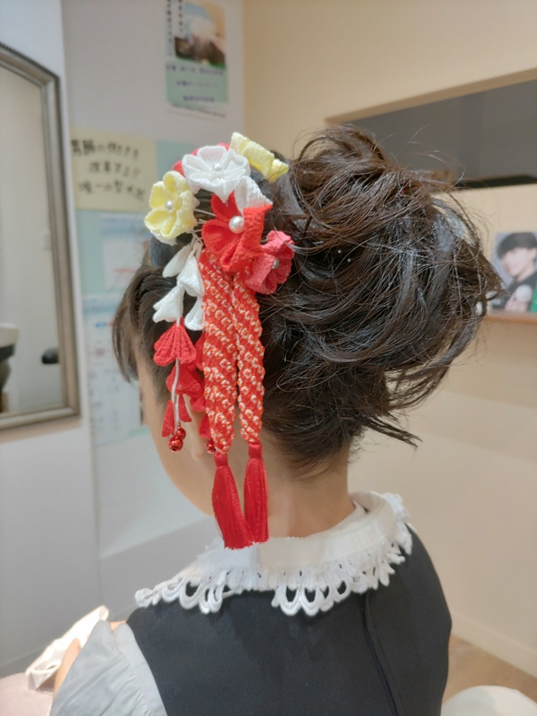 七五三のヘアセットをさせて頂きました。